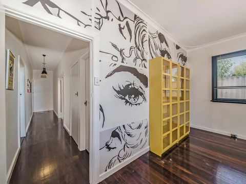 Panoramique Holiday Home With A View - Dentists Australia 7
