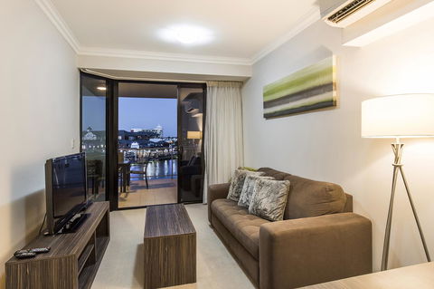 Dolphin Quay Apartments - Dentist Find 20
