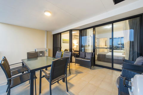 Dolphin Quay Apartments - Dentist Find 38