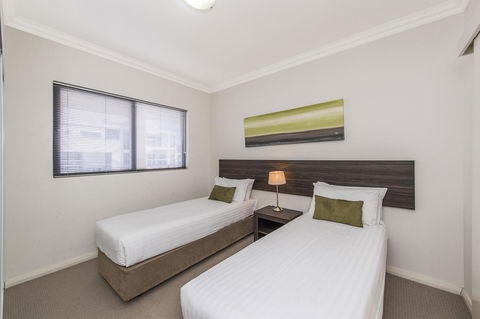 Dolphin Quay Apartments - Dentist Find 39