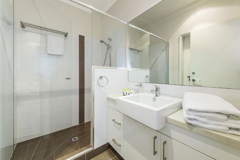 Dolphin Quay Apartments - Dentist Find 42