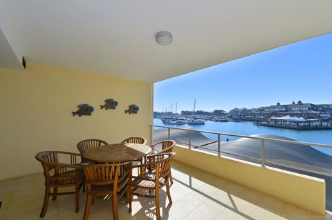 Dolphin Quay Apartments - Dentist Find 14