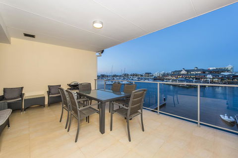 Dolphin Quay Apartments - Dentist Find 21