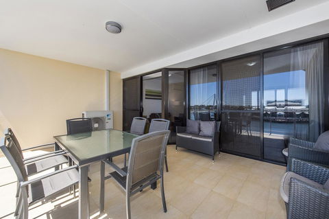 Dolphin Quay Apartments - Dentist Find 26