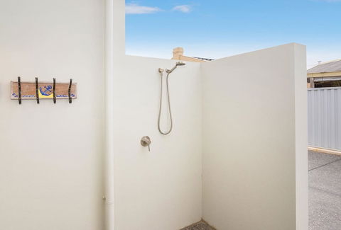 Busselton Beachside - A Slice Of Heaven - Dentist Find 17