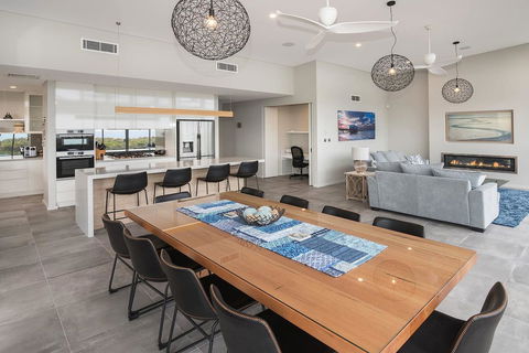 Busselton Beachside - A Slice Of Heaven - Dentist Find 4