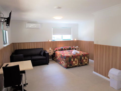 Australind Tourist Park - Dentist Find 7