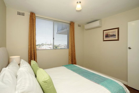 Freo Apartment - Dentist Find 5