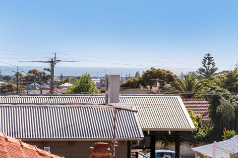 100 On South Callan Apartments - Dentist Find 20