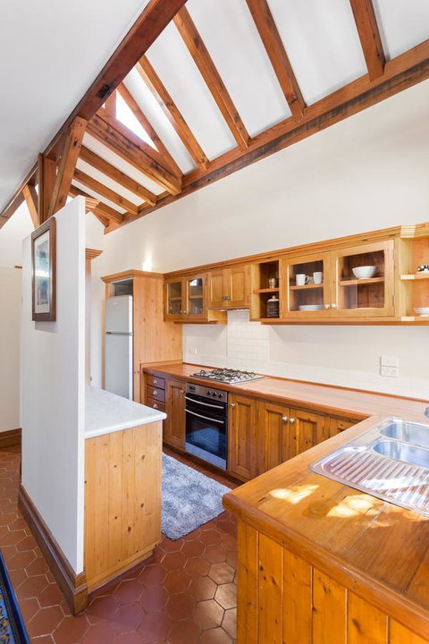 100 On South Callan Apartments - Dentist Find 3