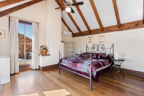 100 On South Callan Apartments - Dentist Find 14