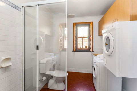 100 On South Callan Apartments - Dentist Find 16