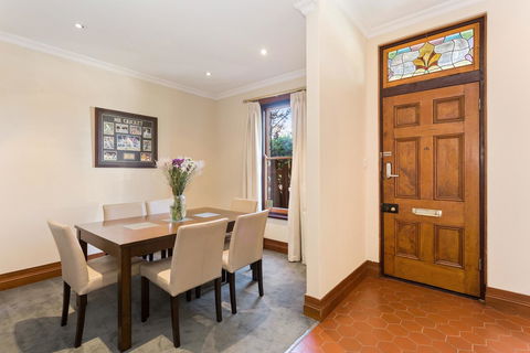 100 On South Callan Apartments - Dentist Find 9