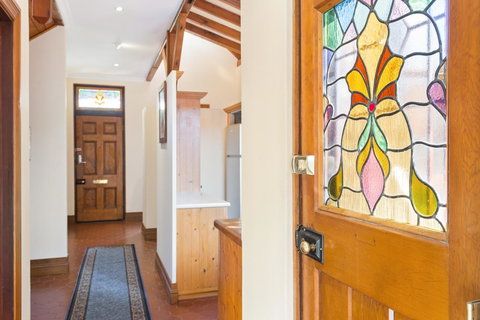 100 On South Callan Apartments - Dentist Find 5