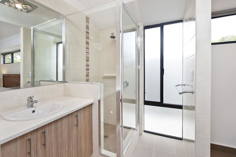 Ocean Walk Abbey Beach - Dentist Find 1