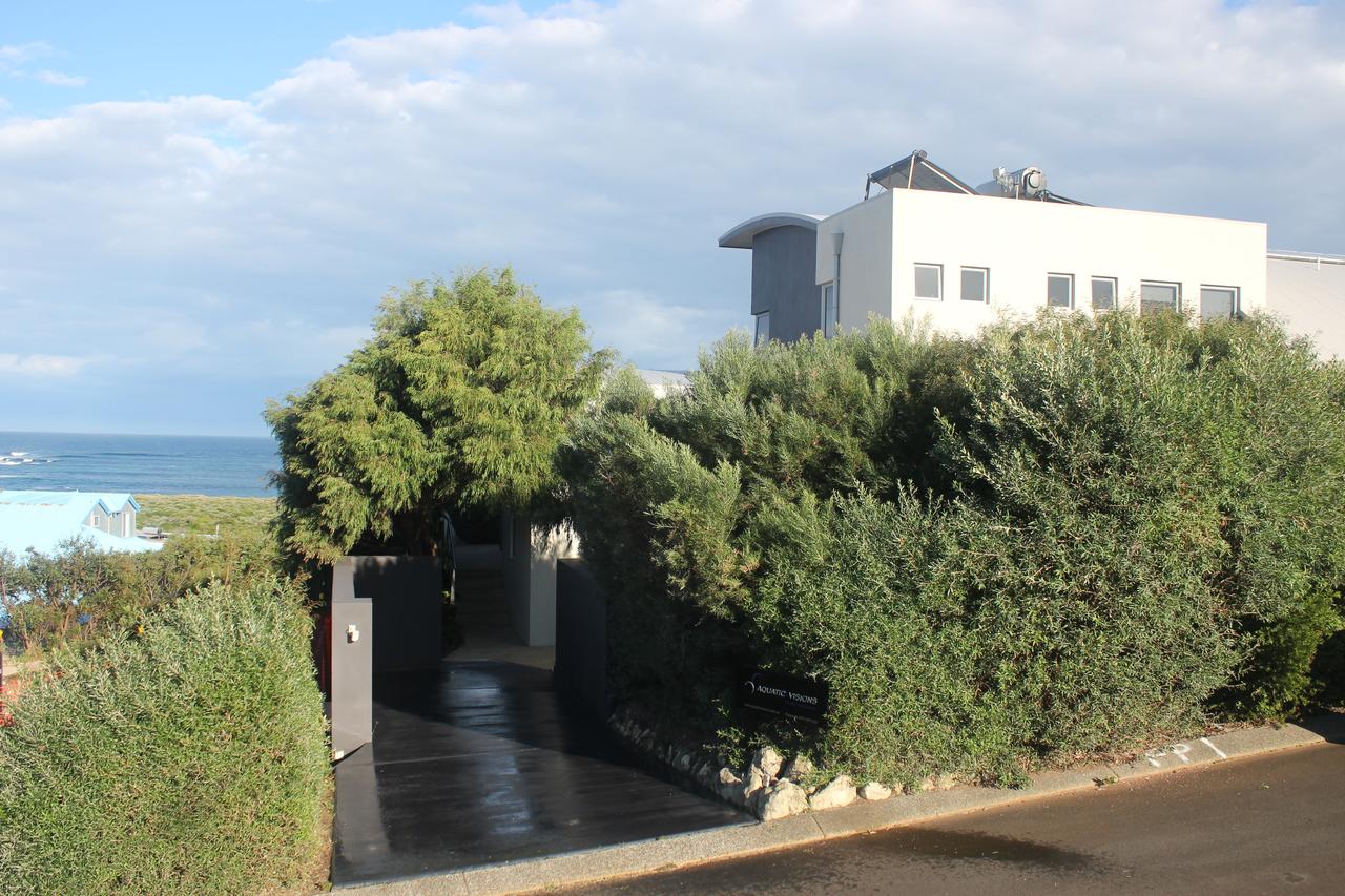 Aquatic Visions Luxury Apartments