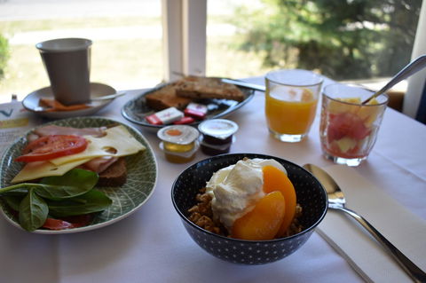 Sunrise Devonport - Dentist Find 14