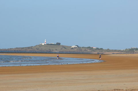 Tamar Solar Home - Dentist Find 26