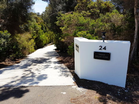 Tamar Solar Home - Dentist Find 28