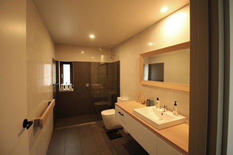 Tamar Solar Home - Dentist Find 10