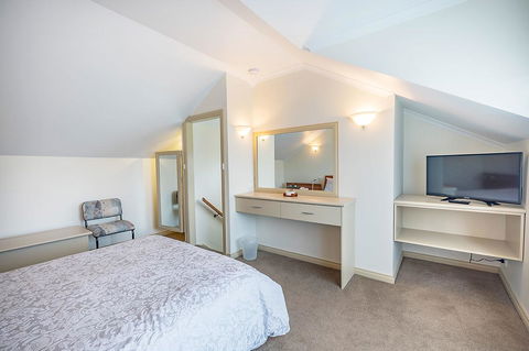 Queechy Motel - Dentists Australia 41