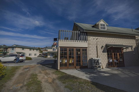 Queechy Motel - Dentists Australia 11