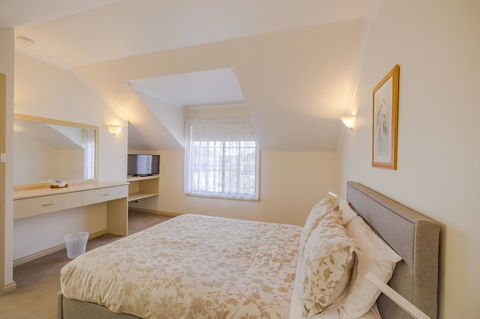 Queechy Motel - Dentists Australia 13