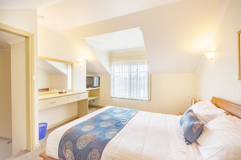 Queechy Motel - Dentists Australia 42