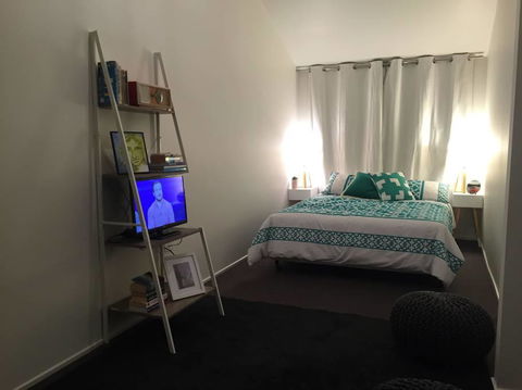 Boomers Retreat, Alonnah, Bruny Island - Dentist Find 6