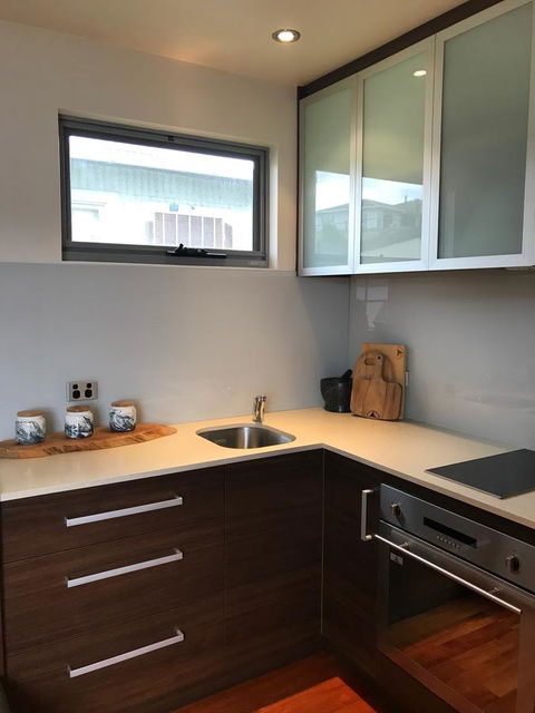 Salt Box Hideaways - Dentist Search 8