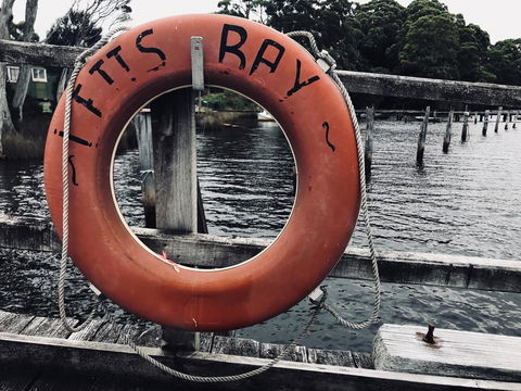 Salt Box Hideaways - Dentist Search 16