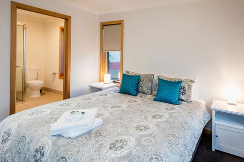 Base Camp - Dentists Australia 1