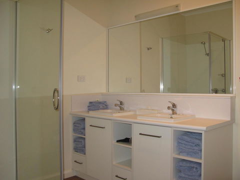 Barclay Motor Inn - Dentists Australia 38