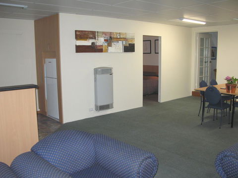 Barclay Motor Inn - Dentists Australia 27