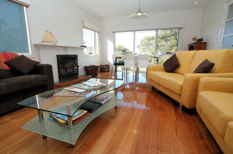 Bridport Holiday Rental - Dentist Find 11