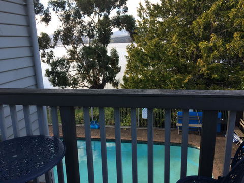 The Anchorage Waterfront Apartment - Dentist Find 27