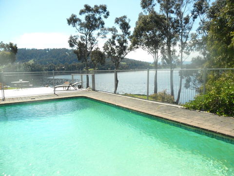 The Anchorage Waterfront Apartment - Dentist Find 23