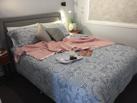 Manna Hill Farm - Dentist Search 18