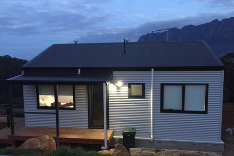 Manna Hill Farm - Dentist Search 32