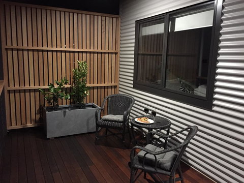 Manna Hill Farm - Dentist Search 21