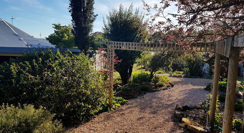 Orford's Sanda House B&B - Dentist Find 7