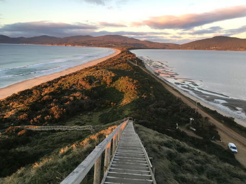 Couples Getaway On Bruny Island - Dentist Find 22