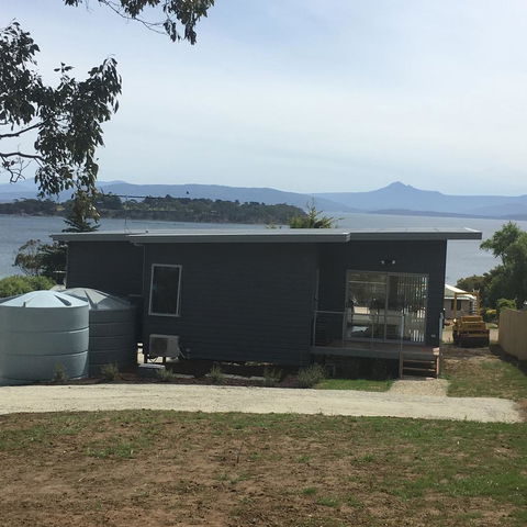 Couples Getaway On Bruny Island - Dentist Find 26