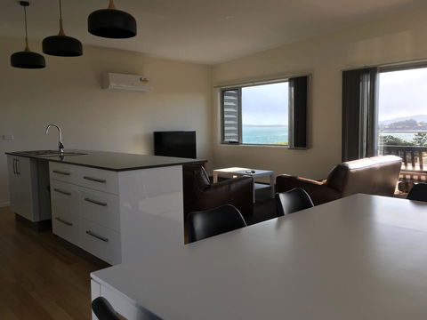 Couples Getaway On Bruny Island - Dentist Find 19
