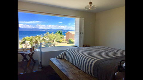 Couples Getaway On Bruny Island - Dentist Find 25