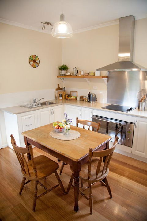 The Pear Cottage - Dentist Find 10