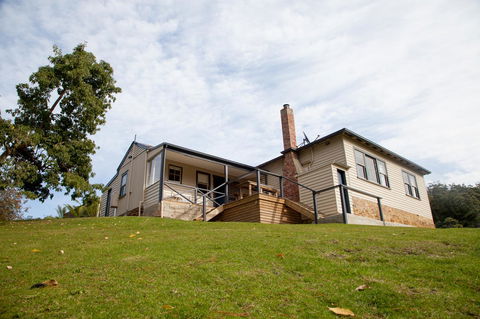 The Pear Cottage - Dentist Find 3