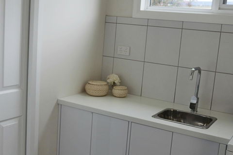 Sisters Beach Paradise - Dentist Find 1