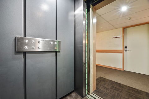 Balmoral On York - Dentist Find 17