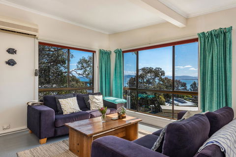 Southern Beaches Holiday House - Dentists Australia 18